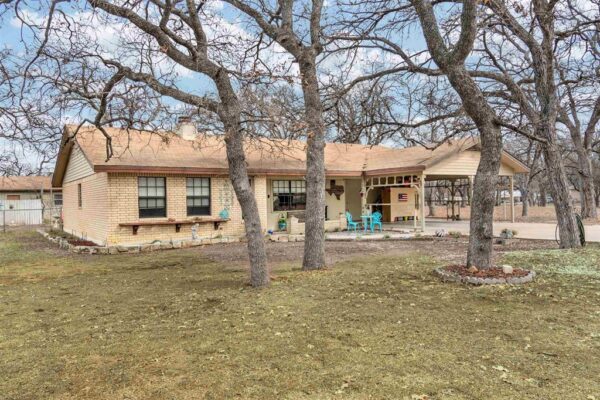 106 Redbird St, Marble Falls