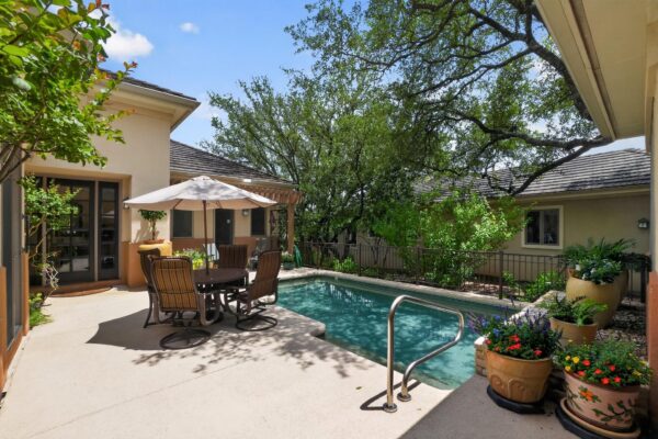 2305 Barton Creek Blvd #40, Austin