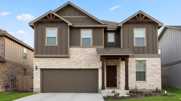 404 Purple Heart Dr, Buda
