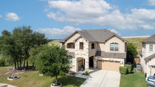 2445 Bowen St, Leander