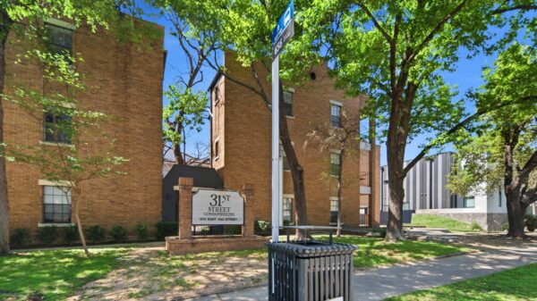 203 E 31st St #102, Austin