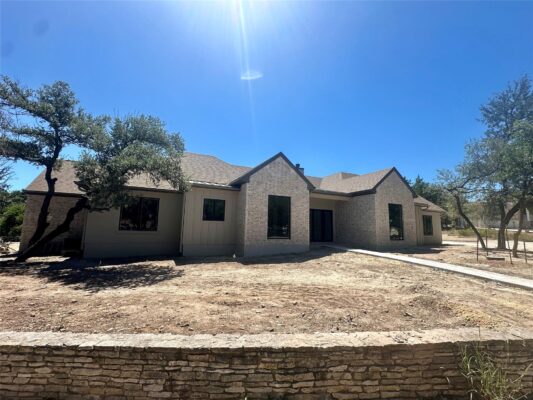 304 Comet None, Lakeway