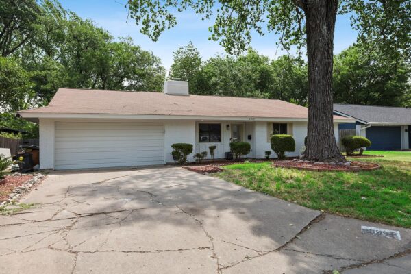 8911 Pointer Ln, Austin