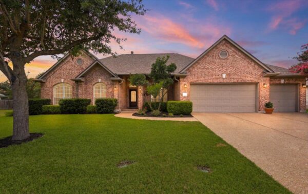 16632 Malaga Hills Dr, Round Rock