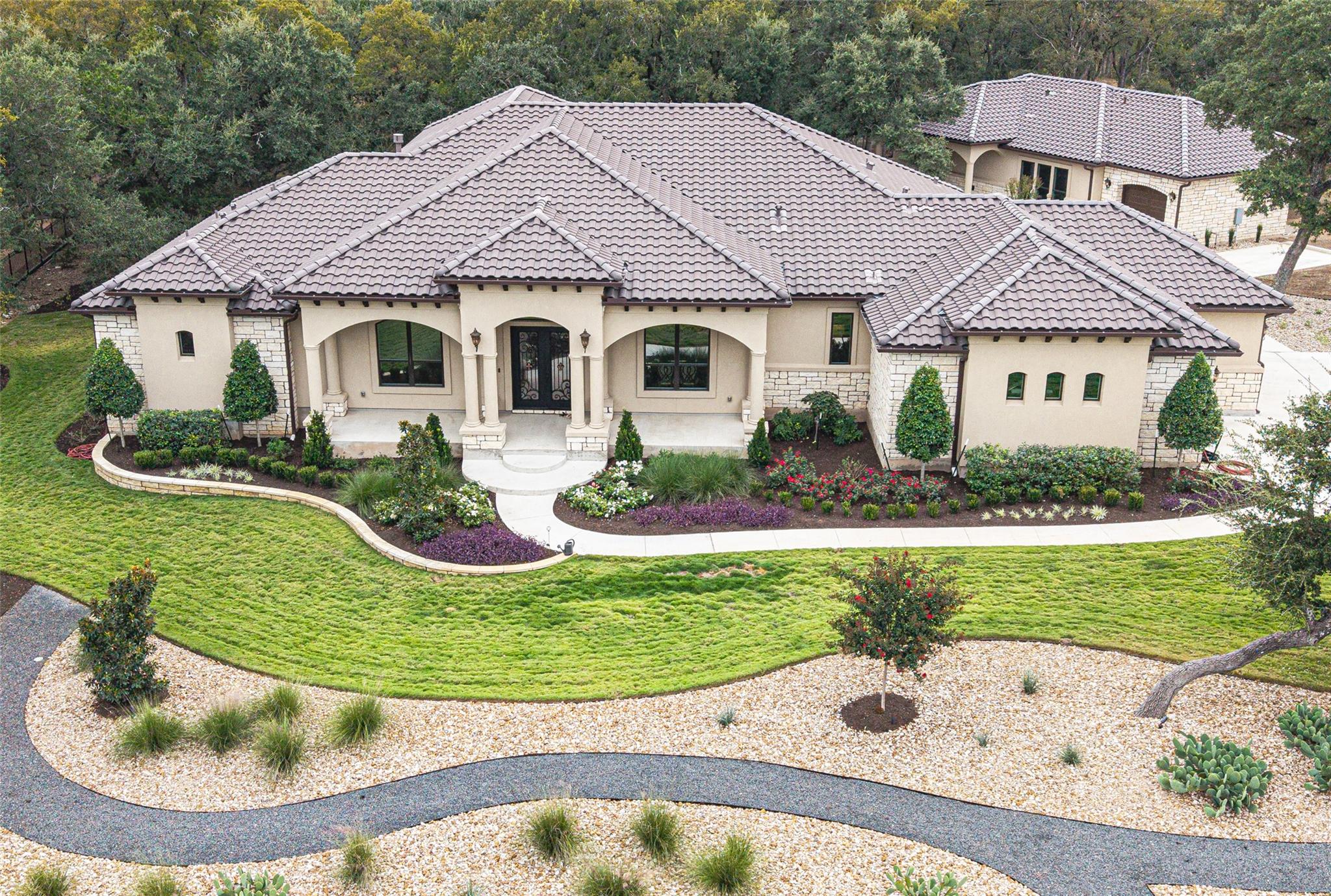126 Lipizzan Ln, Driftwood, TX 78619