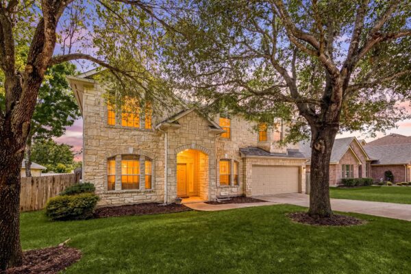 600 Stevenage Dr, Pflugerville