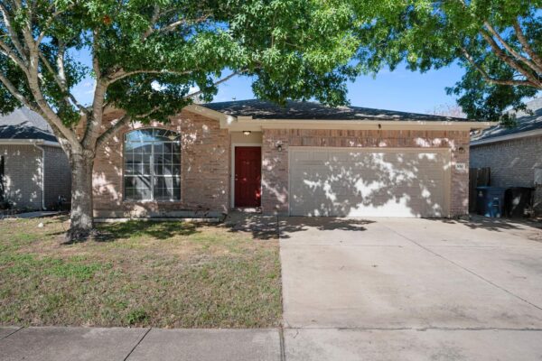 106 Shenandoah Trl, Elgin