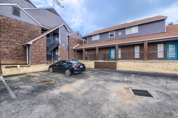1840 Burton Dr #144, Austin