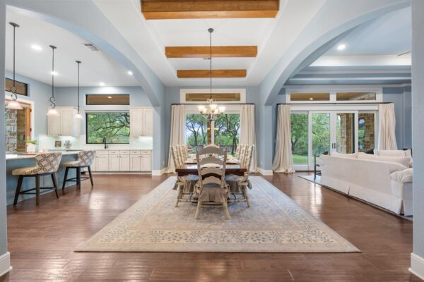 241 Onion Creek Ln, Driftwood