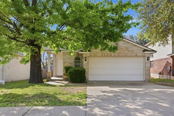 11607 Paul E Anderson Dr, Austin