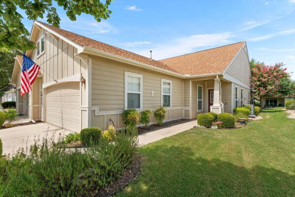 334 Portsmouth Dr, Georgetown