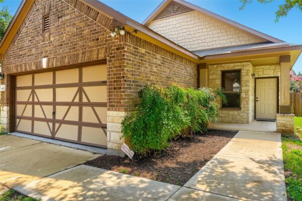 8921 Stambourne St, Austin