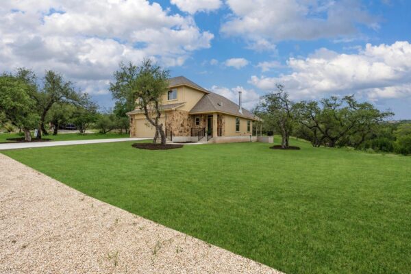 112 Twin Creek Cir, Dripping Springs