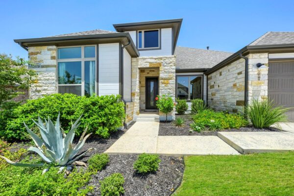 342 Bridge Water Loop, Dripping Springs