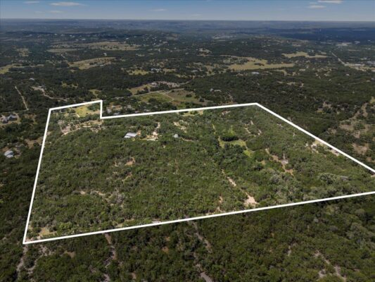 701 Old Oaks Ranch Rd, Wimberley