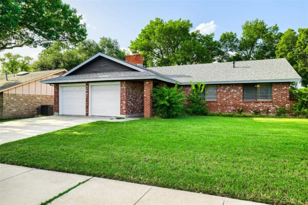 1300 Neans Dr, Austin