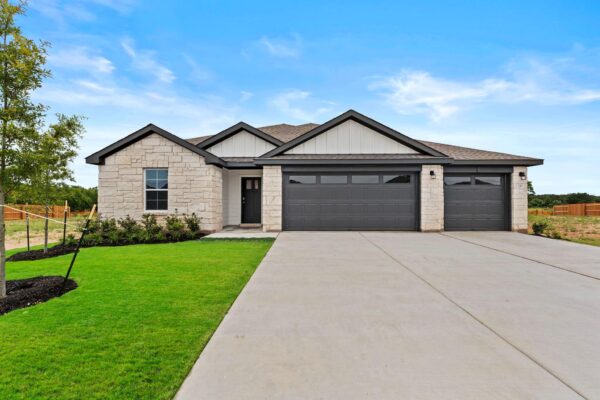 261 Rivers Edge Dr, Georgetown