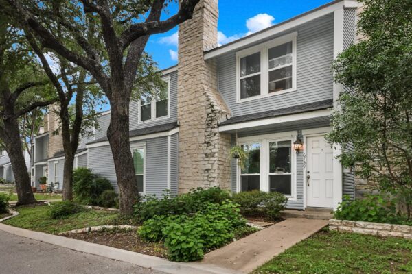 6739 Old Quarry Ln, Austin