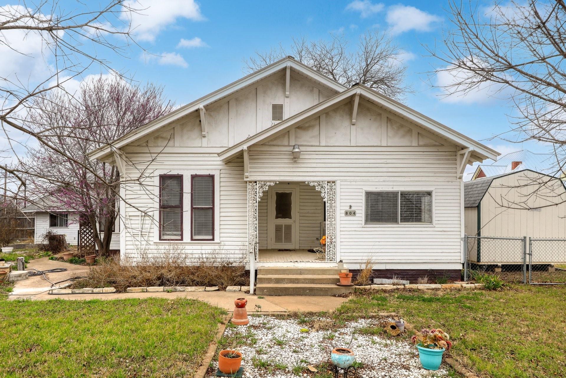 804 Main St, Liberty Hill, TX 78642