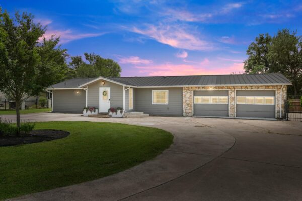 9725 Bock Rd, Buda