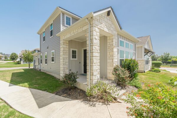 105 Harborside Dr #102, San Marcos