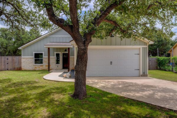 6 Chapotec Cir, Wimberley