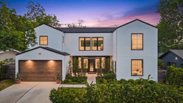 907 Karen Ave, Austin