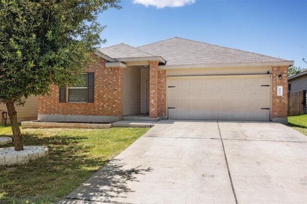444 Druse Ln, Jarrell