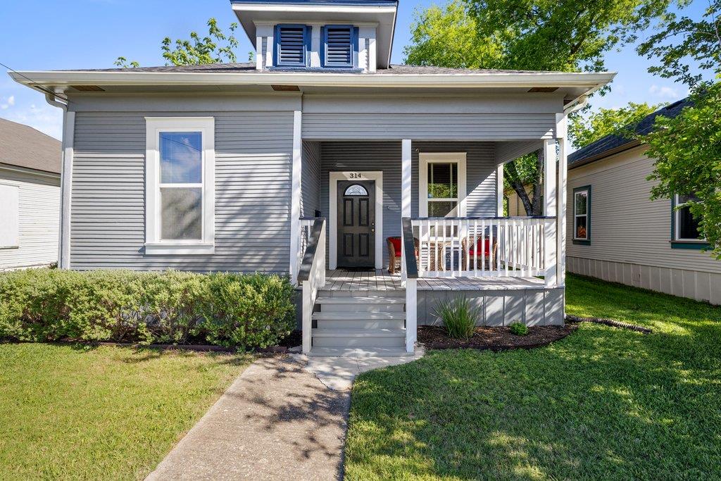 314 W Third St, Taylor, TX 76574