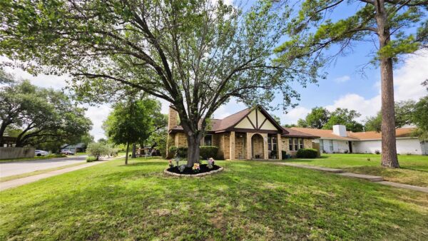 5609 WAGON TRAIN Rd, Austin