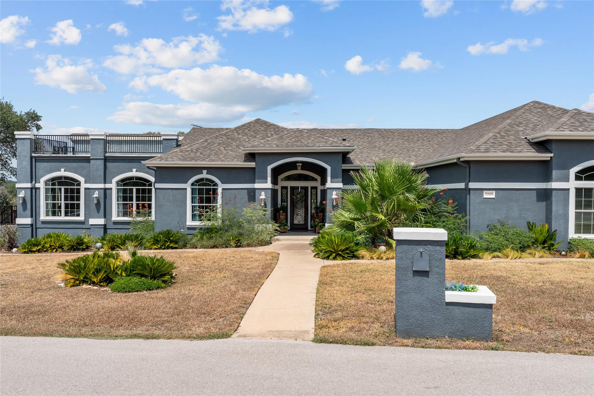 21508 Lake Park Dr, Lago Vista, TX 78645