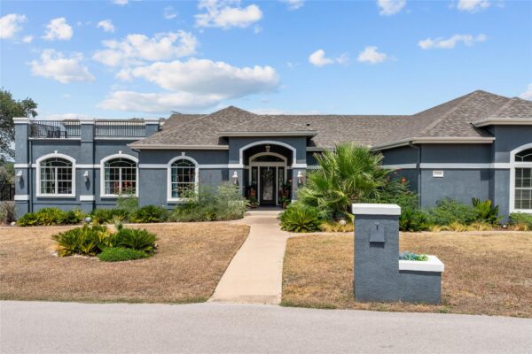 21508 Lake Park Dr, Lago Vista