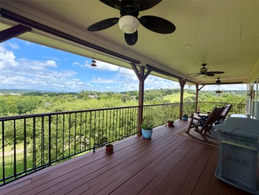 5200 Arrowhead Dr, Lago Vista
