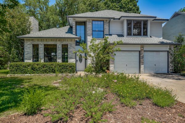 1104 Crestview St, Round Rock