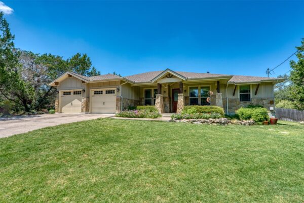 706 Rogart Dr, Spicewood