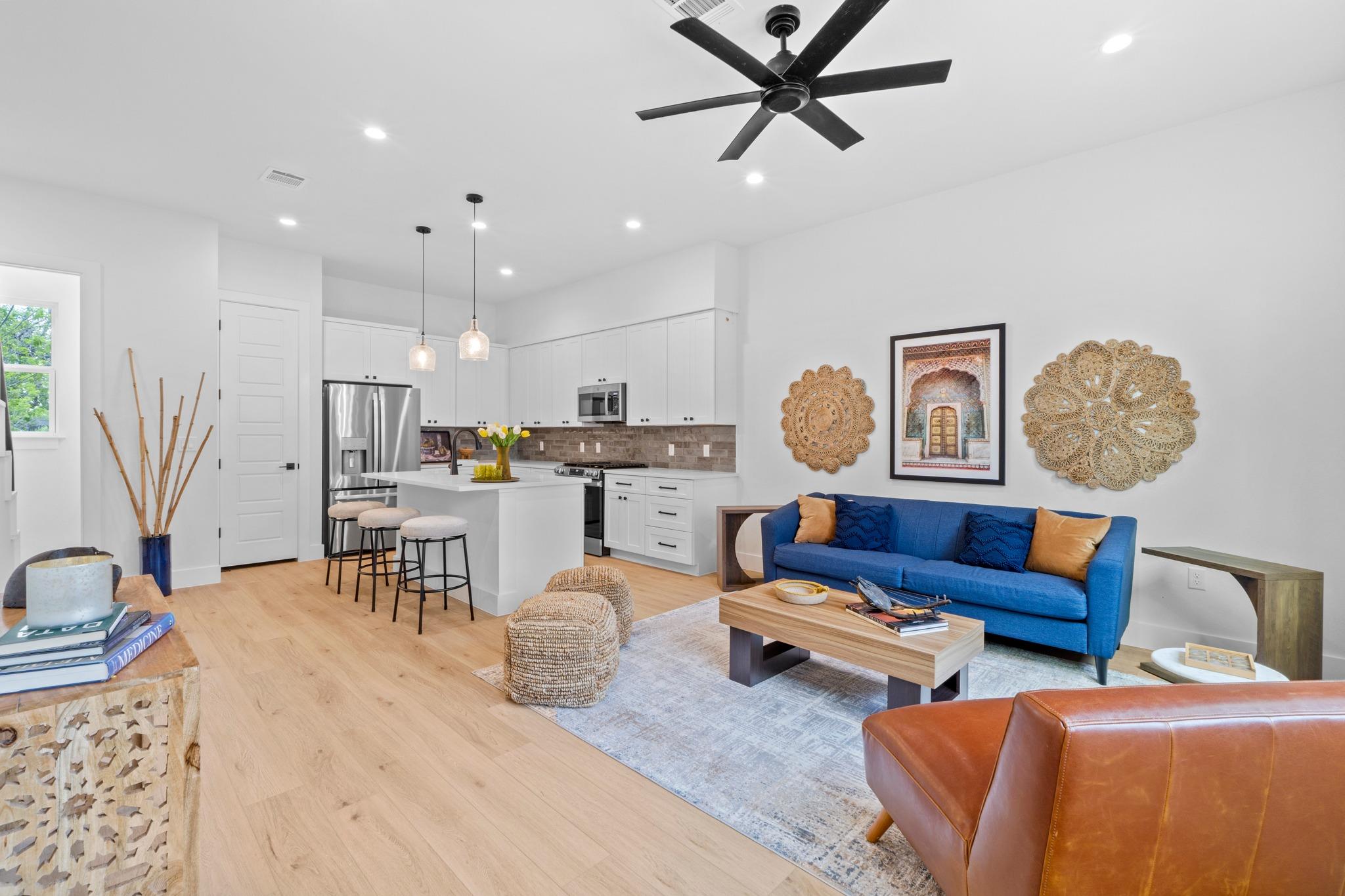 909 Calle Limon None #2, Austin, TX 78702