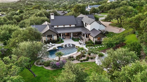 18416 Flagler Dr, Austin