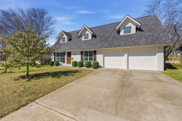8100 Stillwood Ln, Austin