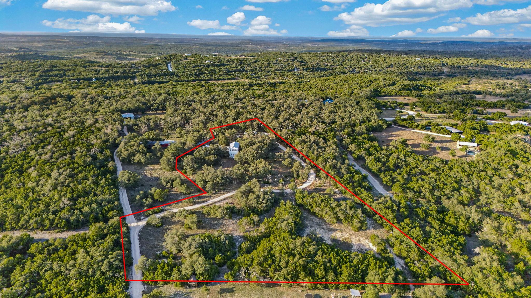 558 Cottontail Trl, Dripping Springs, TX 78620