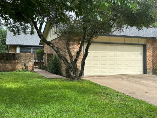 9217 Singing Quail Dr #8E, Austin