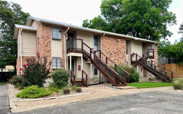 421 W San Antonio St #i 2, San Marcos