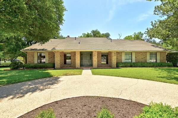 2107 Baltusrol Dr, Austin