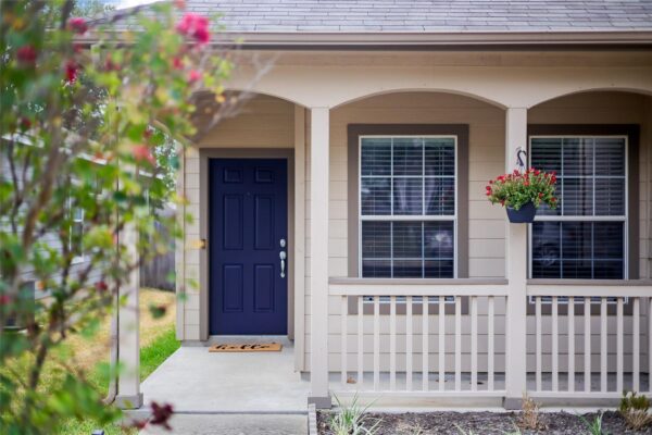 2103 Charlotte Estates Dr, Austin