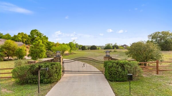 1920 County Road 175 None, Leander