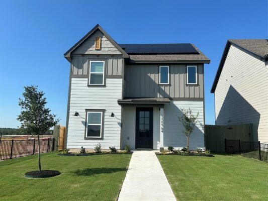 9509 Demure Dr #4, Manor