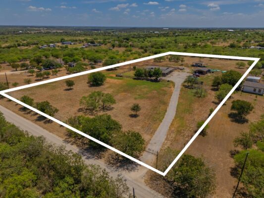 1781 Long Rd, Lockhart