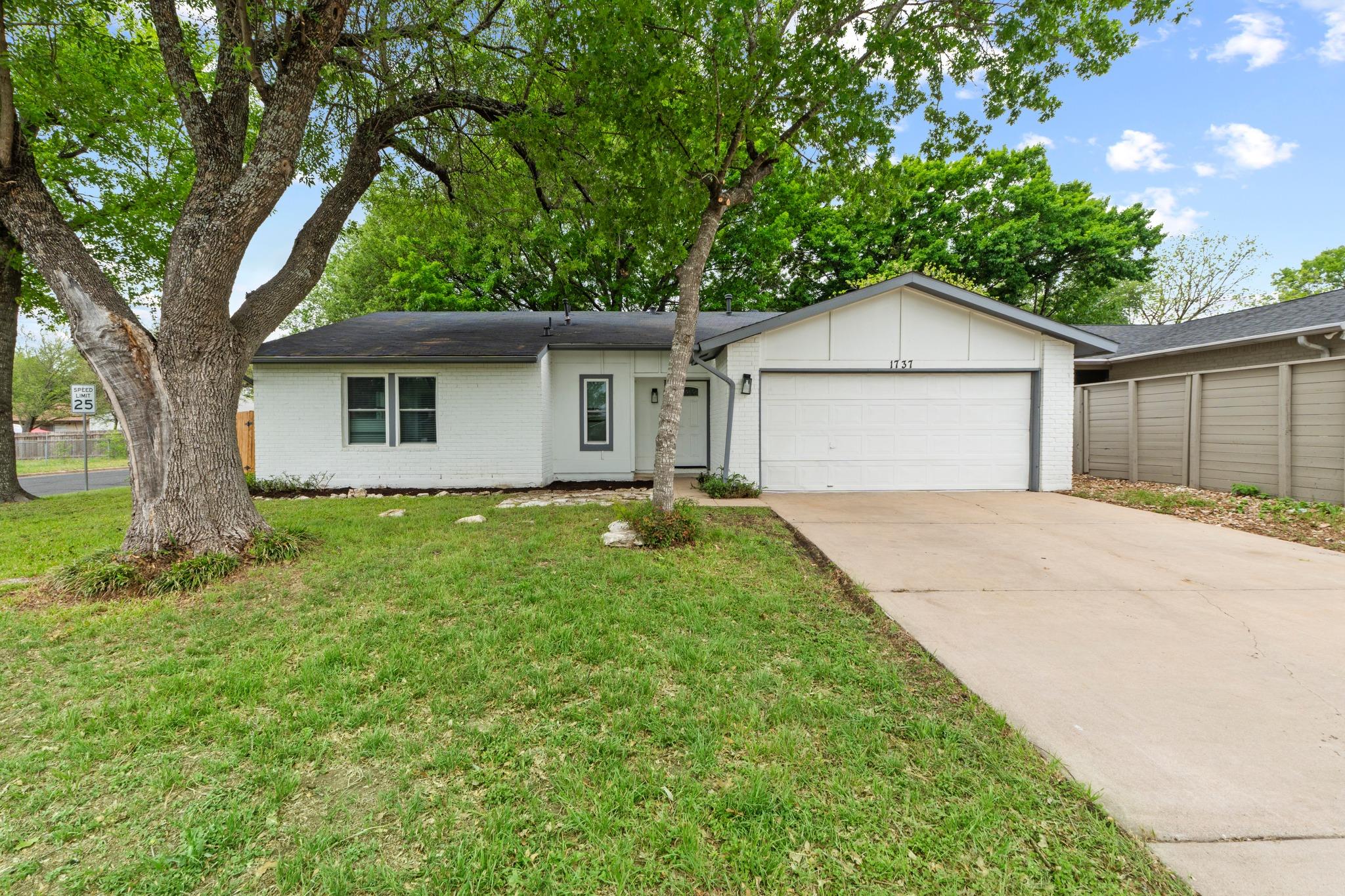 1737 CRICKET HOLLOW Dr, Austin