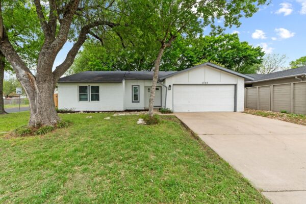 1737 CRICKET HOLLOW Dr, Austin