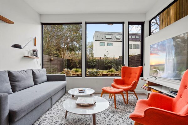 909 W Johanna St #A, Austin