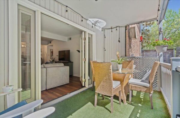 2208 Enfield Rd #107, Austin
